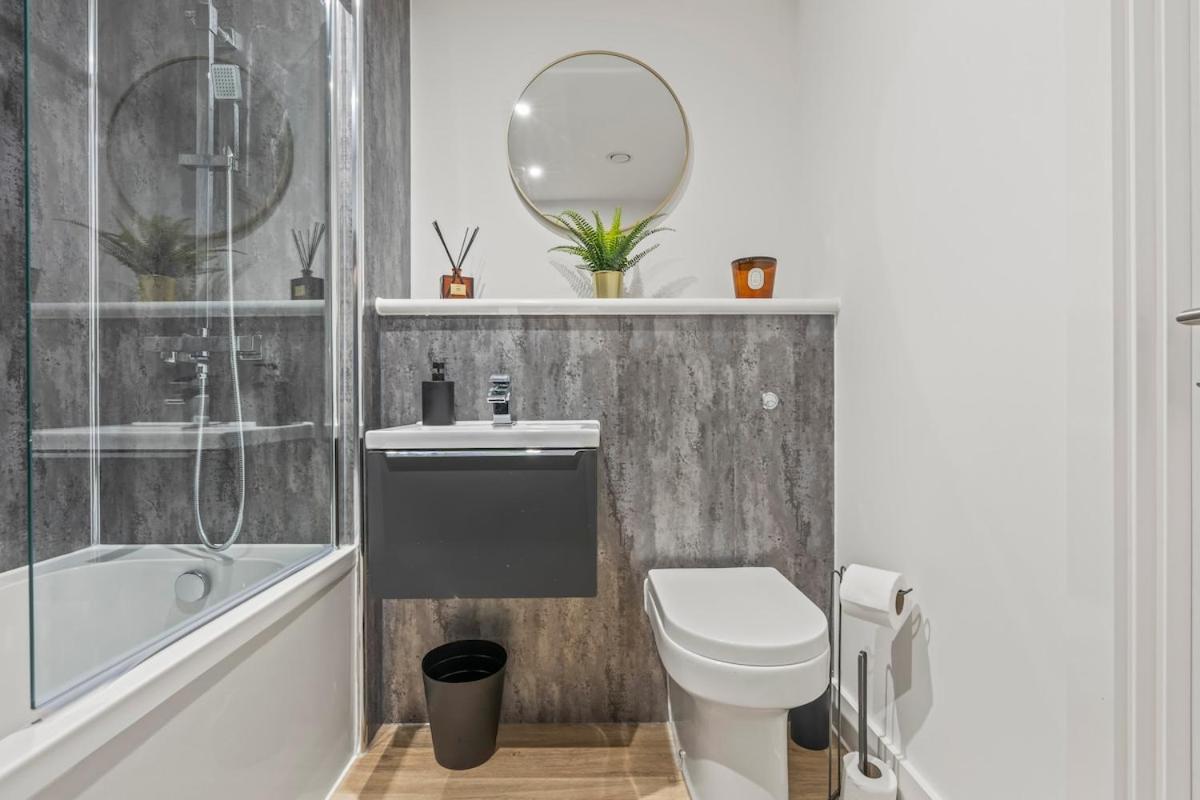 Apartment The Velmora - - 2bed - Parking Liverpool